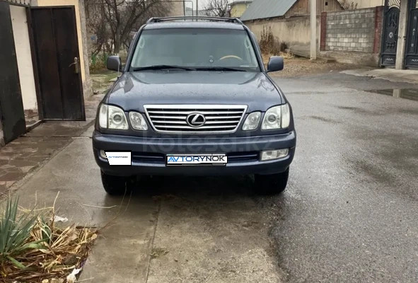 Lexus LX 2001 года