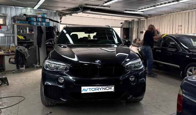 BMW X5 2017 года