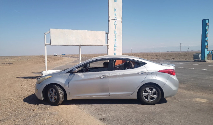 Hyundai Avante 2011 года