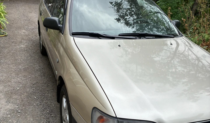 Toyota Carina E 1993 года