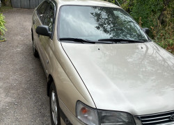 Toyota Carina E 1993 года