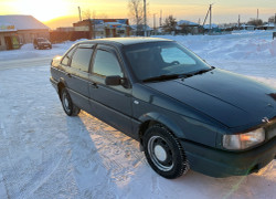 Volkswagen Passat 1990 года