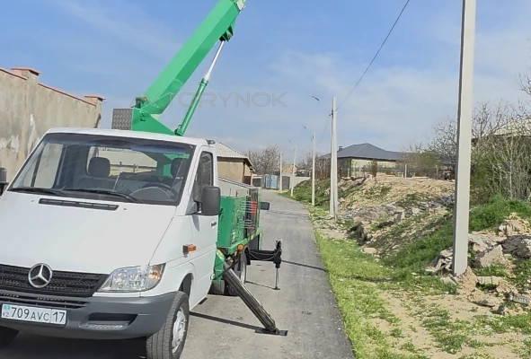 Mercedes-Benz Sprinter 2001 года