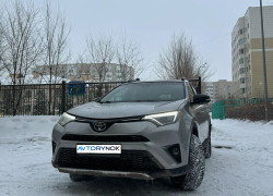 Toyota RAV4 2017 года