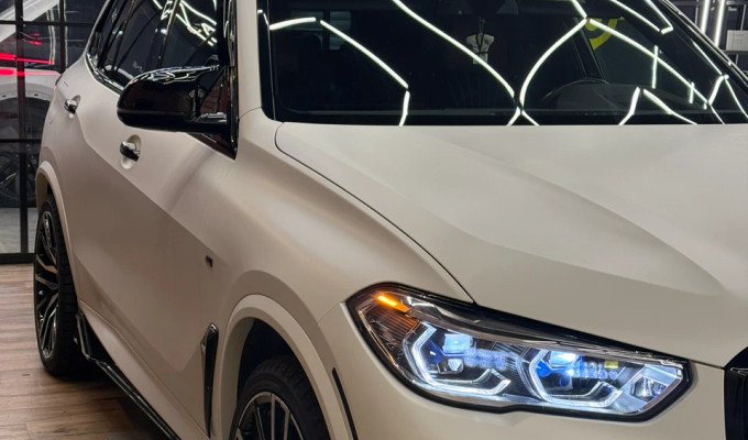 BMW X5 2019 года