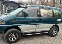 Mitsubishi Delica 1996 года