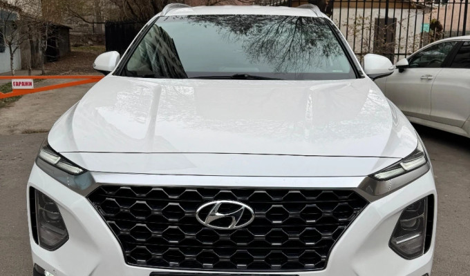 Hyundai Santa Fe 2020 года
