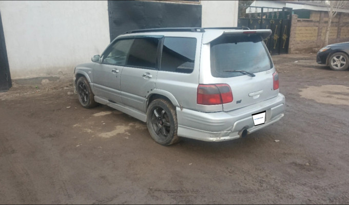 Subaru Forester 1997 года