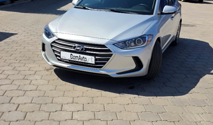 Hyundai Elantra 2018 года