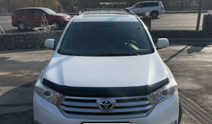 Toyota Highlander 2013 года