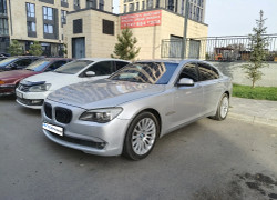 BMW 7 серия 2010 года