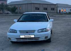 Toyota Camry 1998 года