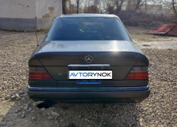 Mercedes-Benz E-Класс 1995 года
