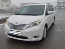 Toyota Sienna 2012 года