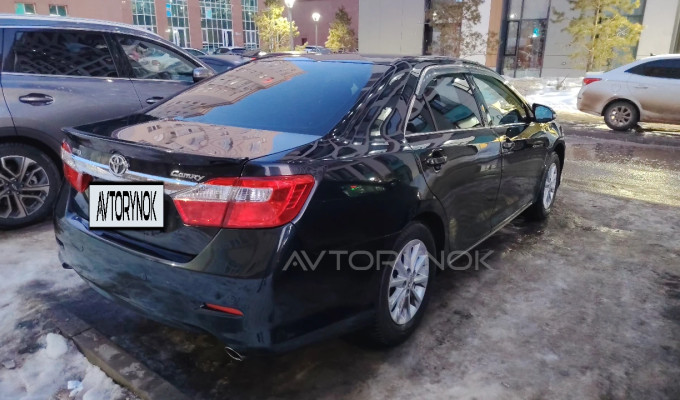 Toyota Camry 2012 года
