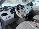 Toyota Sienna 2012 года