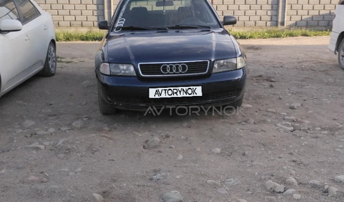 Audi A4 1995 года