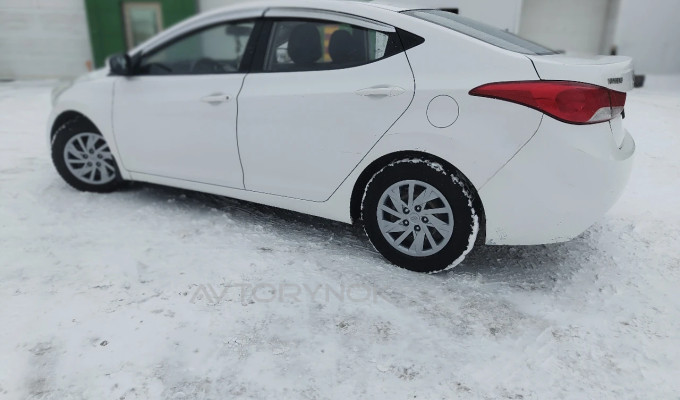 Hyundai Elantra 2014 года