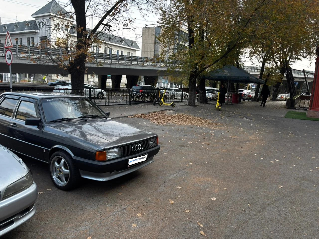 Audi 90, 1985