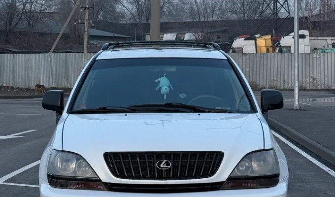 Lexus RX 2000 года