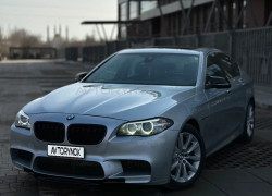 BMW 5 серия 2015 года