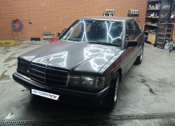 Mercedes-Benz 190 1993 года