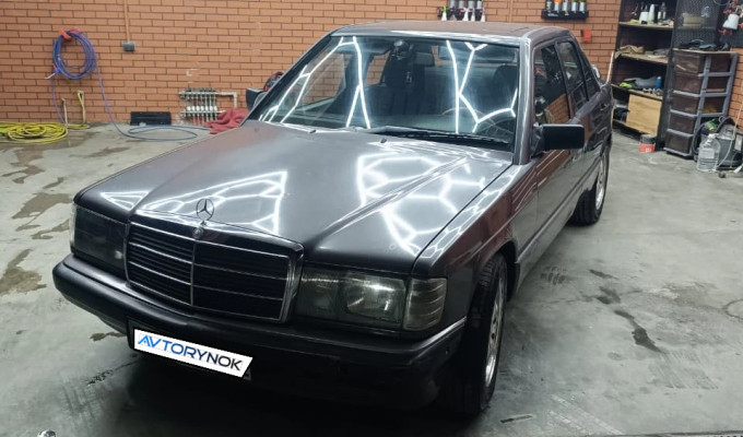 Mercedes-Benz 190 1993 года