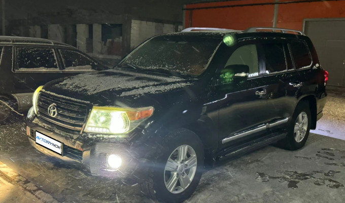 Toyota Land Cruiser 2013 года