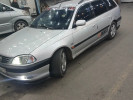 Toyota Avensis 2001 года