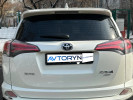Toyota RAV4 2017 года