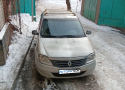 Renault Logan 2012 года