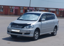 Toyota Ipsum 2004 года