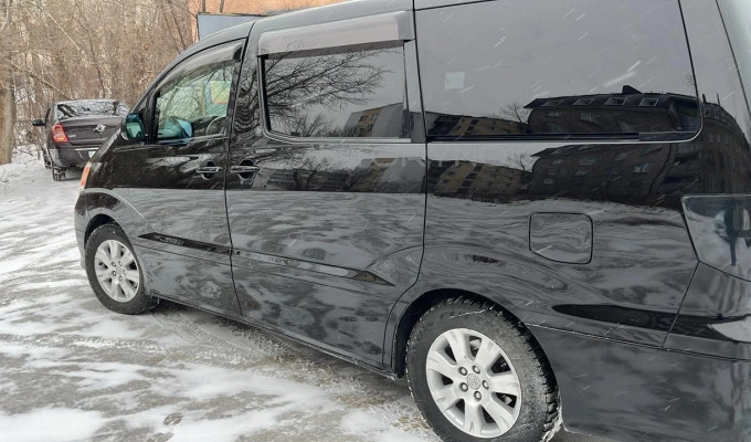 Toyota Alphard 2004 года