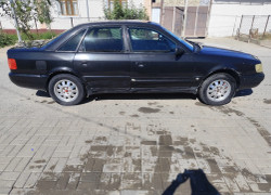 Audi 100 1992 года