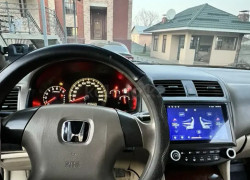 Honda Accord 2003 года