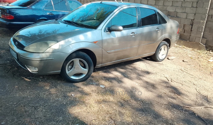 Ford Focus 2004 года