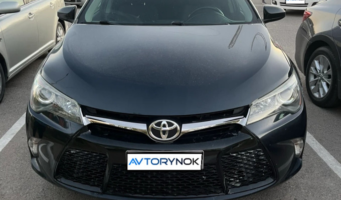 Toyota Camry 2017 года