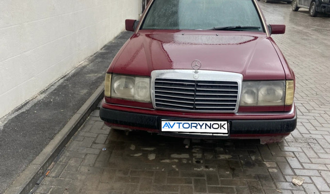 Mercedes-Benz E-Класс 1991 года