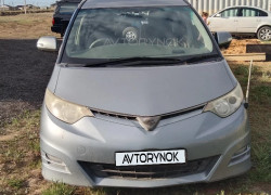 Toyota Estima 2008 года