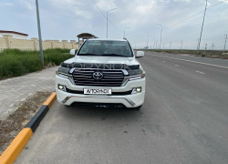Toyota Land Cruiser 2013 года