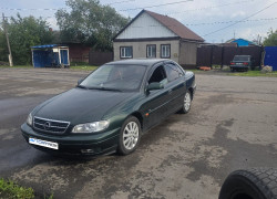 Opel Omega 2000 года