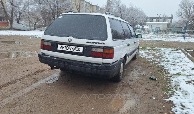 Volkswagen Passat 1992 года