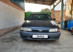 Nissan Primera 1993 года