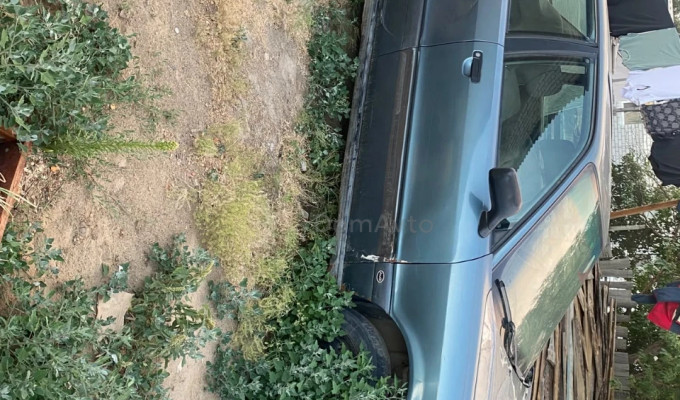 Audi 80 1990 года