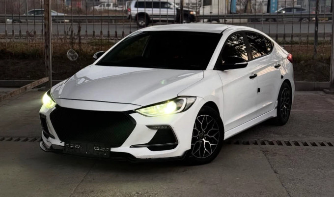 Hyundai Avante 2017 года
