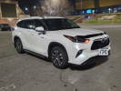 Toyota Highlander 2021 года