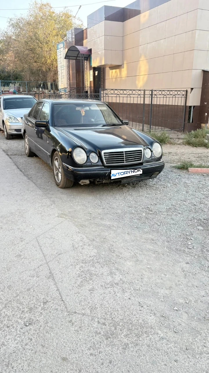 Mercedes-Benz E-Class, 1996