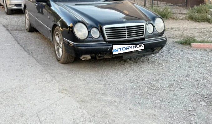 Mercedes-Benz E-Класс 1996 года