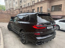 BMW X7 2023 года