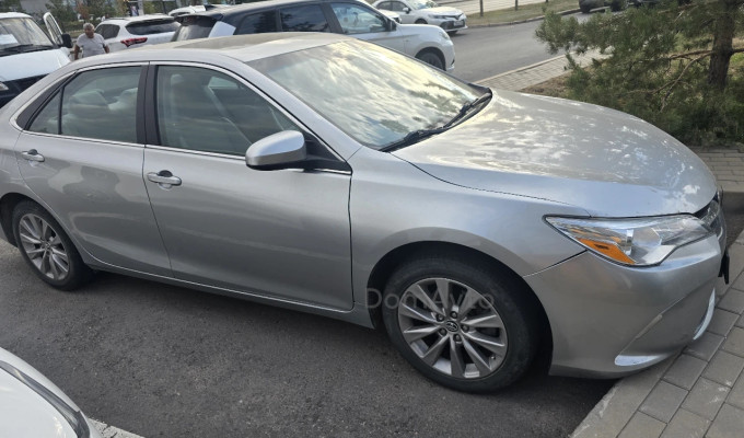Toyota Camry 2015 года